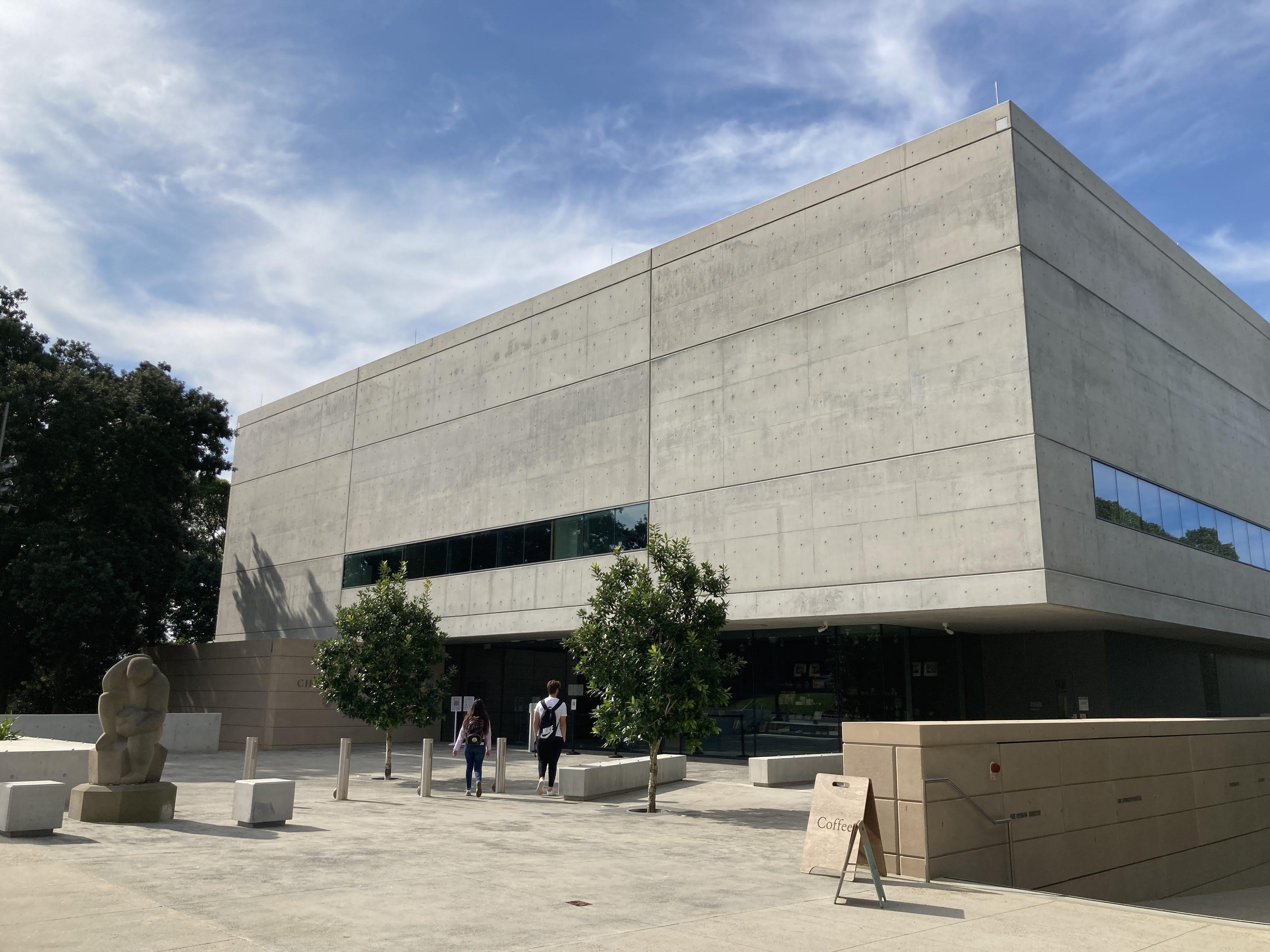 차우 착 윙 박물관 (Chau Chak Wing Museum)